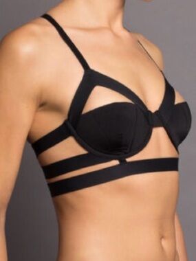 True and Co. Entwined Strappy Bra